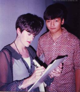 Tracey Thorn and fanboy with the "pinch me i must be dreaming"look.